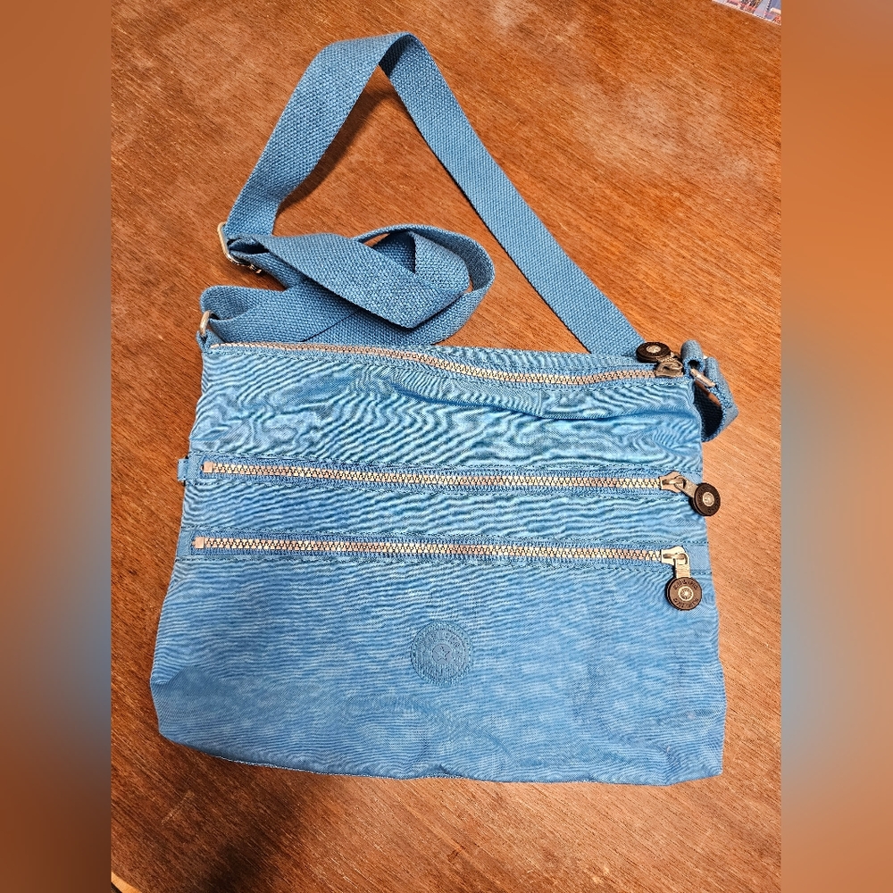 Kipling zipper purse bag Medium